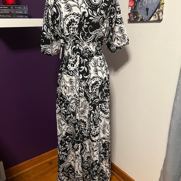Ellen Tracy Puffy Sleeve Maxi Dress NWT - Picture 11 of 13